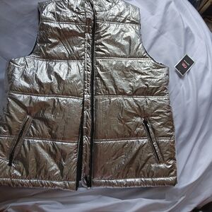 NWT GB Girls Silver Puffer Vest. SZ XL